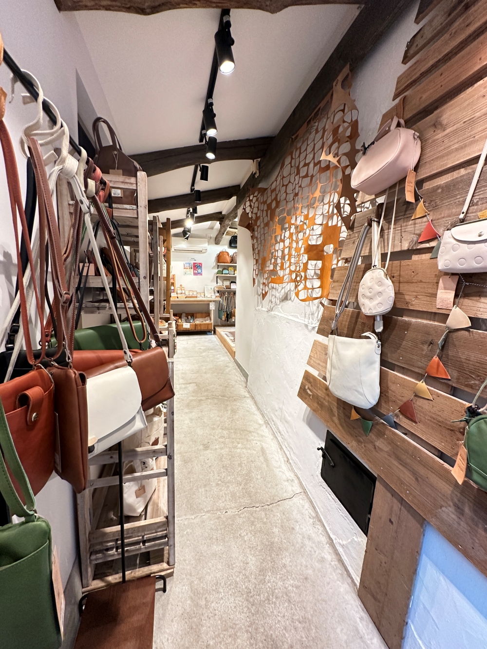 淺草皮飾雜貨店「Kanmi.」